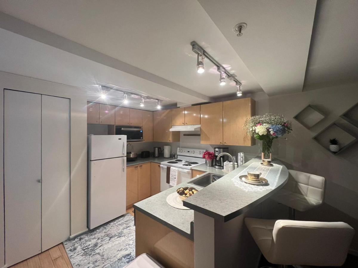 Cozy Downtown Condo Retreat With Space Needle View Seattle Bagian luar foto